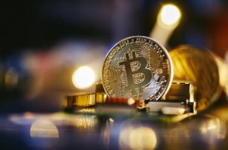 USDT稳定币使用指南：加密货币交易平台、DeFi平台及跨境支付应用场景