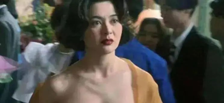 关之琳最经典的镜头_关之琳的影视作品中的经典表演_关之琳经典画面
