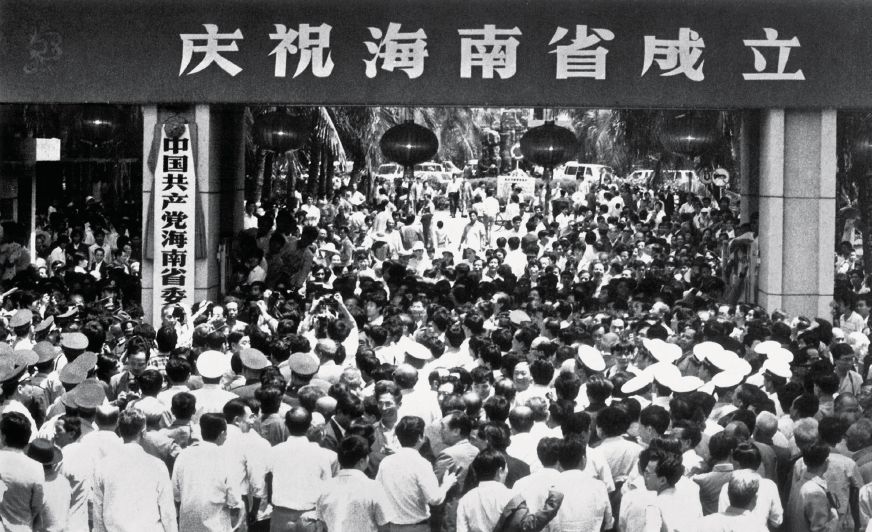 李嘉诚与中国改革开放的契机_李嘉诚重回内地市场_李嘉诚撤出中国市场