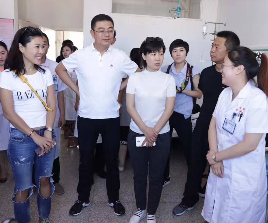 薛之谦做慈善_薛之谦参与慈善活动，积极传递正能量_薛之谦公益节目